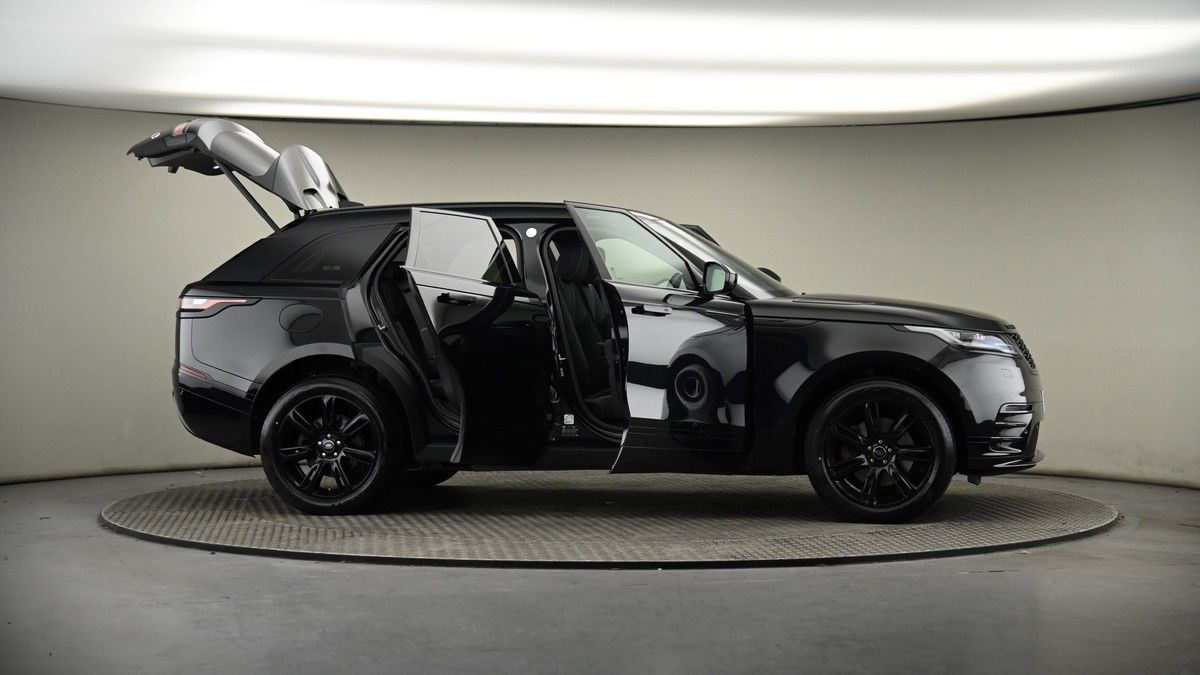 More views of Land Rover Range Rover Velar