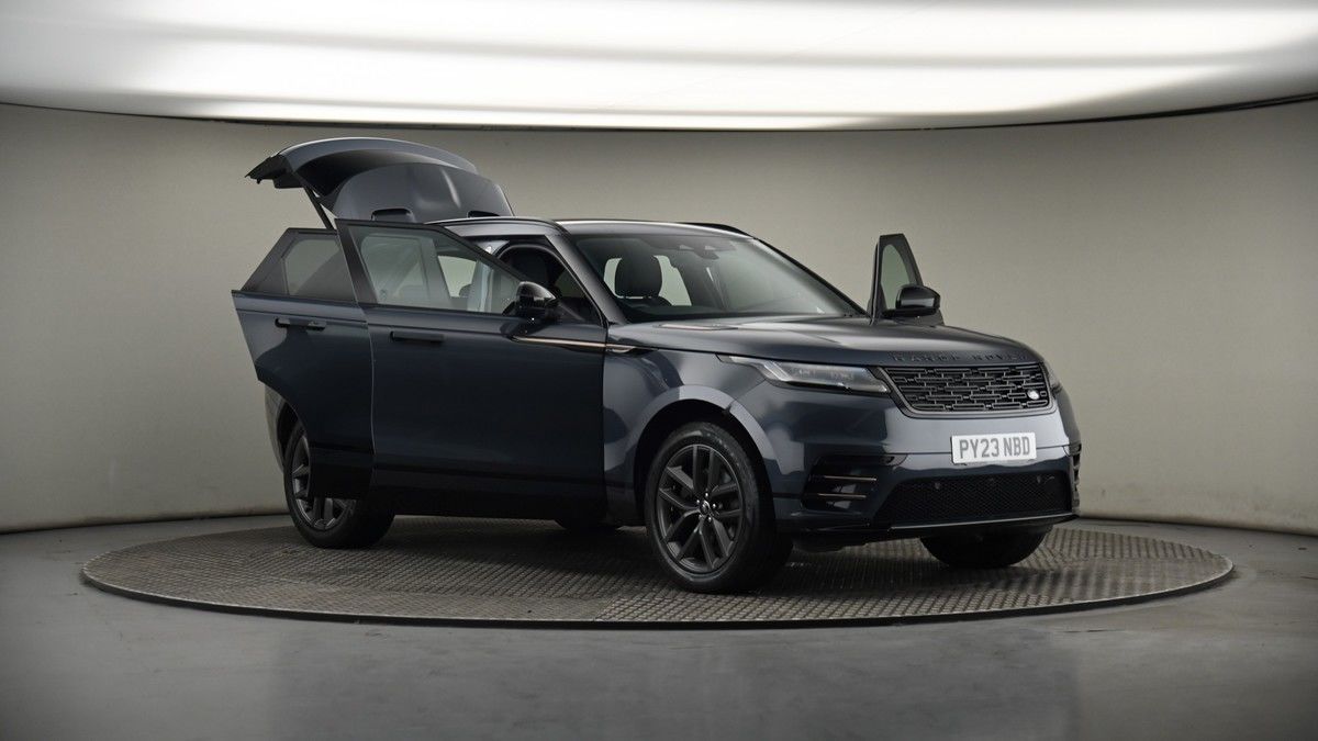 More views of Land Rover Range Rover Velar
