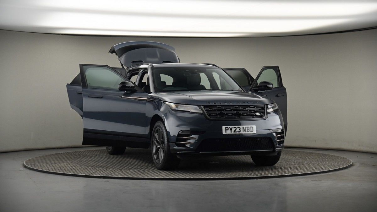 More views of Land Rover Range Rover Velar