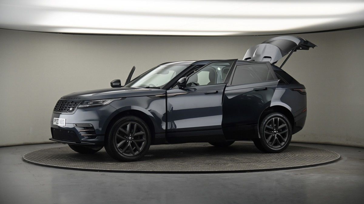 More views of Land Rover Range Rover Velar