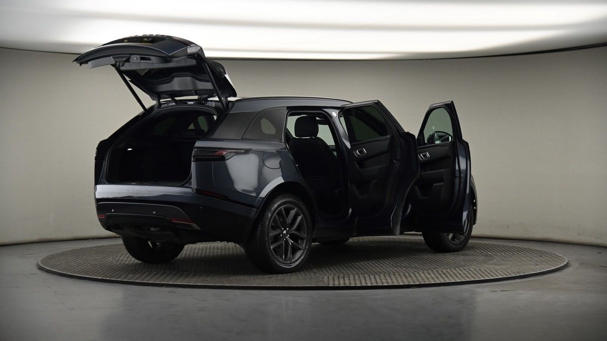 More views of Land Rover Range Rover Velar