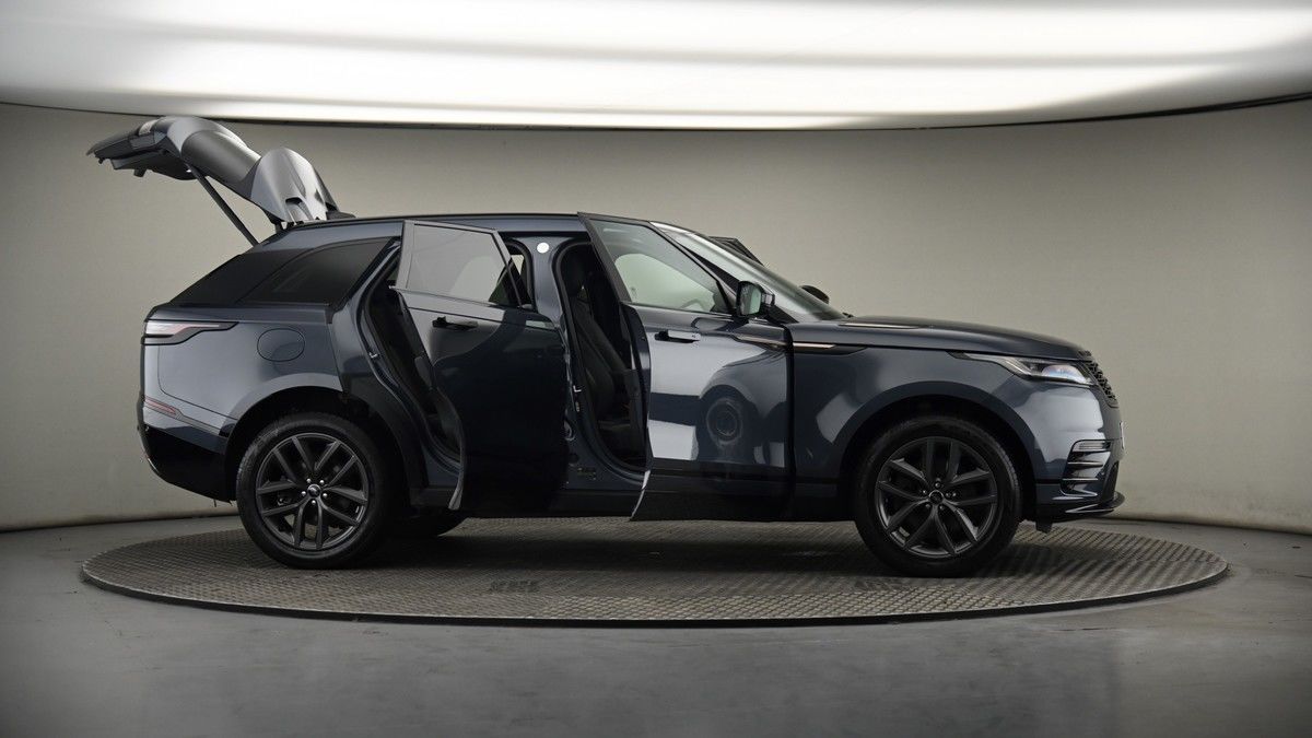 More views of Land Rover Range Rover Velar
