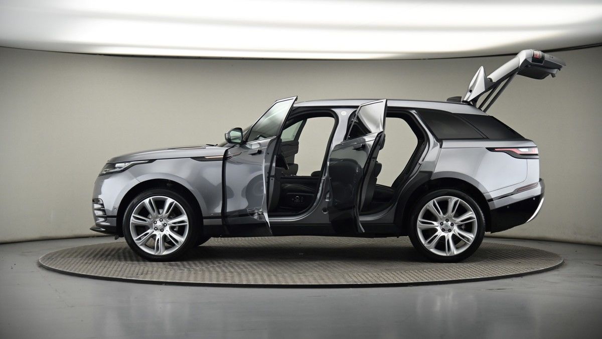 More views of Land Rover Range Rover Velar
