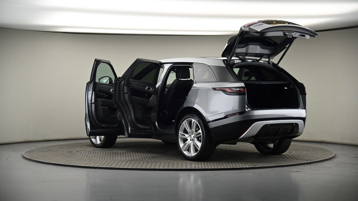 More views of Land Rover Range Rover Velar
