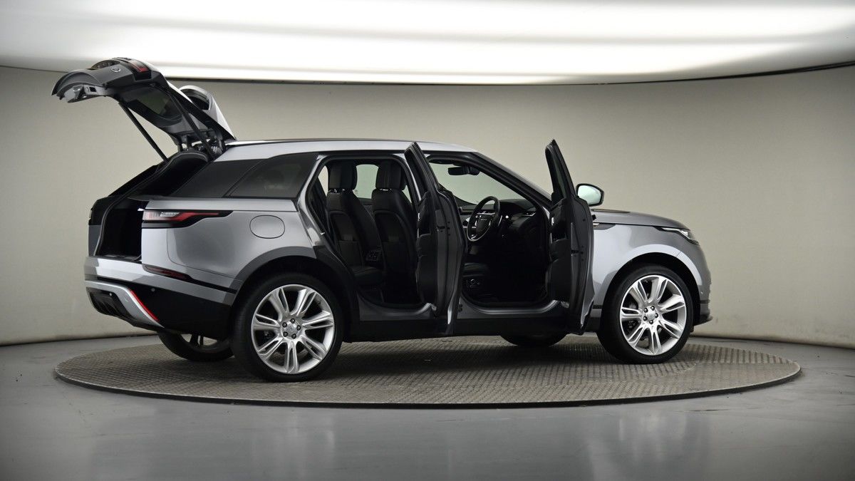 More views of Land Rover Range Rover Velar