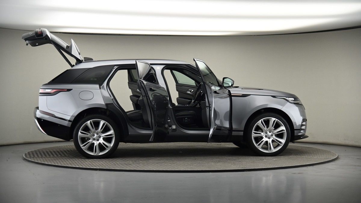 More views of Land Rover Range Rover Velar