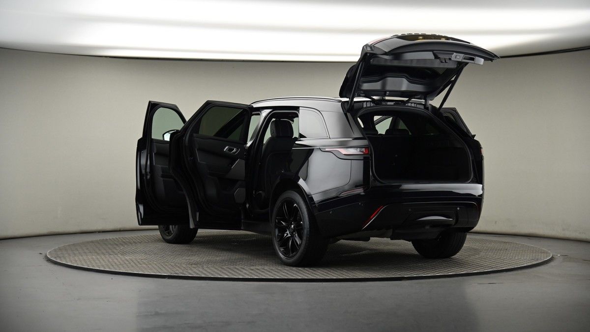 Land Rover Range Rover Velar Image 8