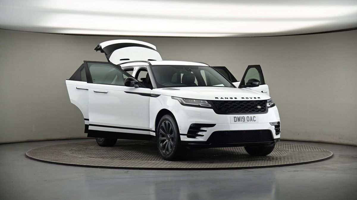 More views of Land Rover Range Rover Velar