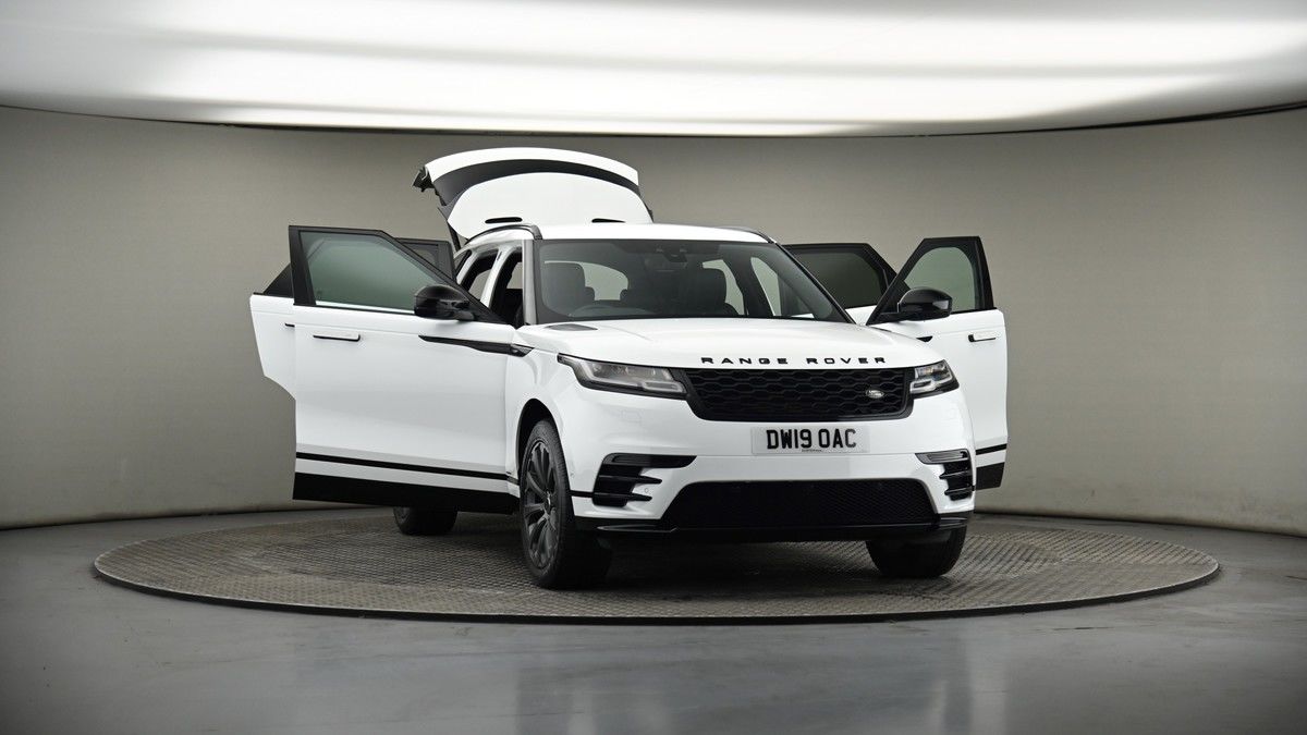 More views of Land Rover Range Rover Velar