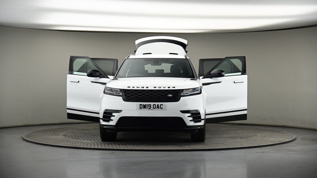 More views of Land Rover Range Rover Velar