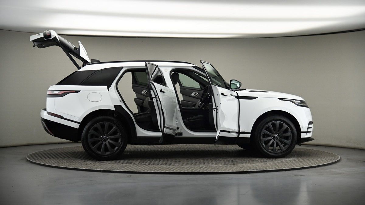 More views of Land Rover Range Rover Velar