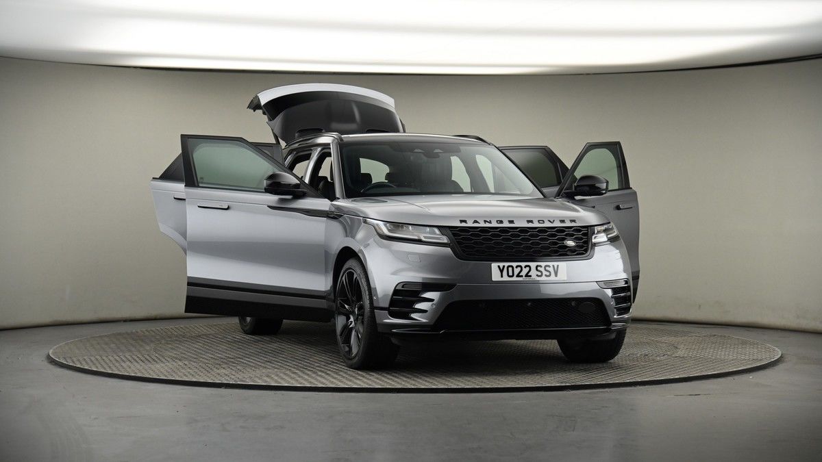 More views of Land Rover Range Rover Velar