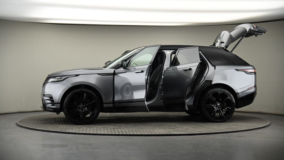More views of Land Rover Range Rover Velar