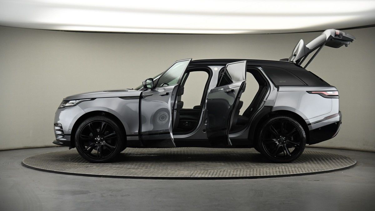 More views of Land Rover Range Rover Velar
