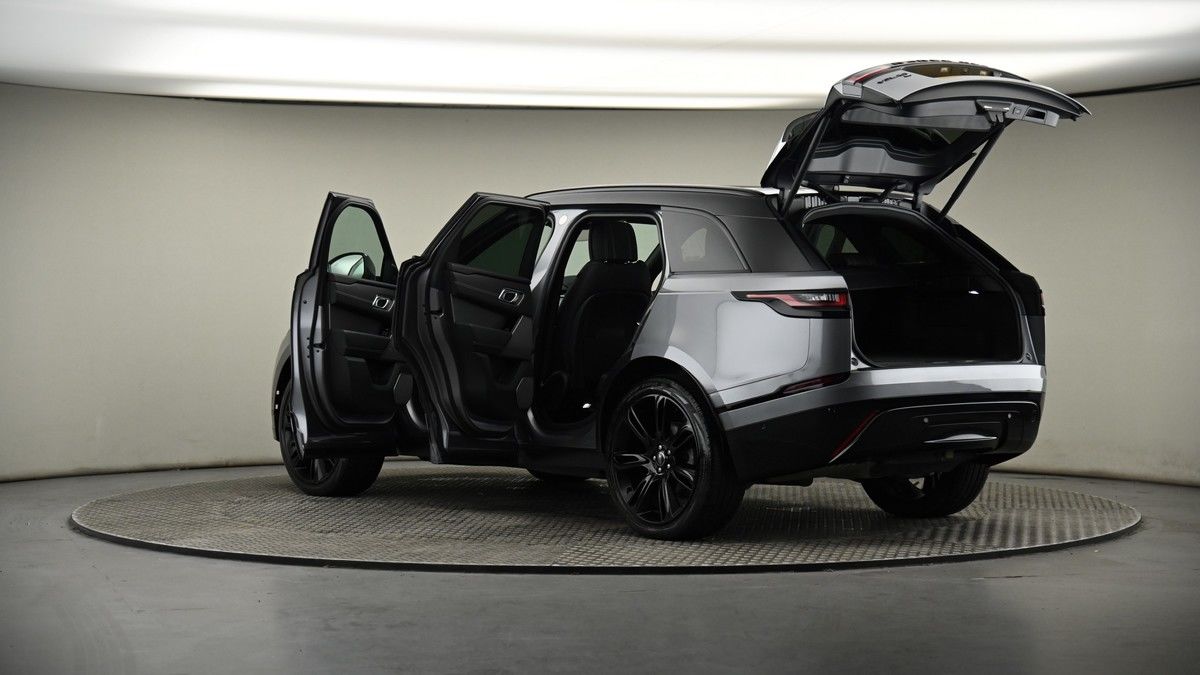 More views of Land Rover Range Rover Velar