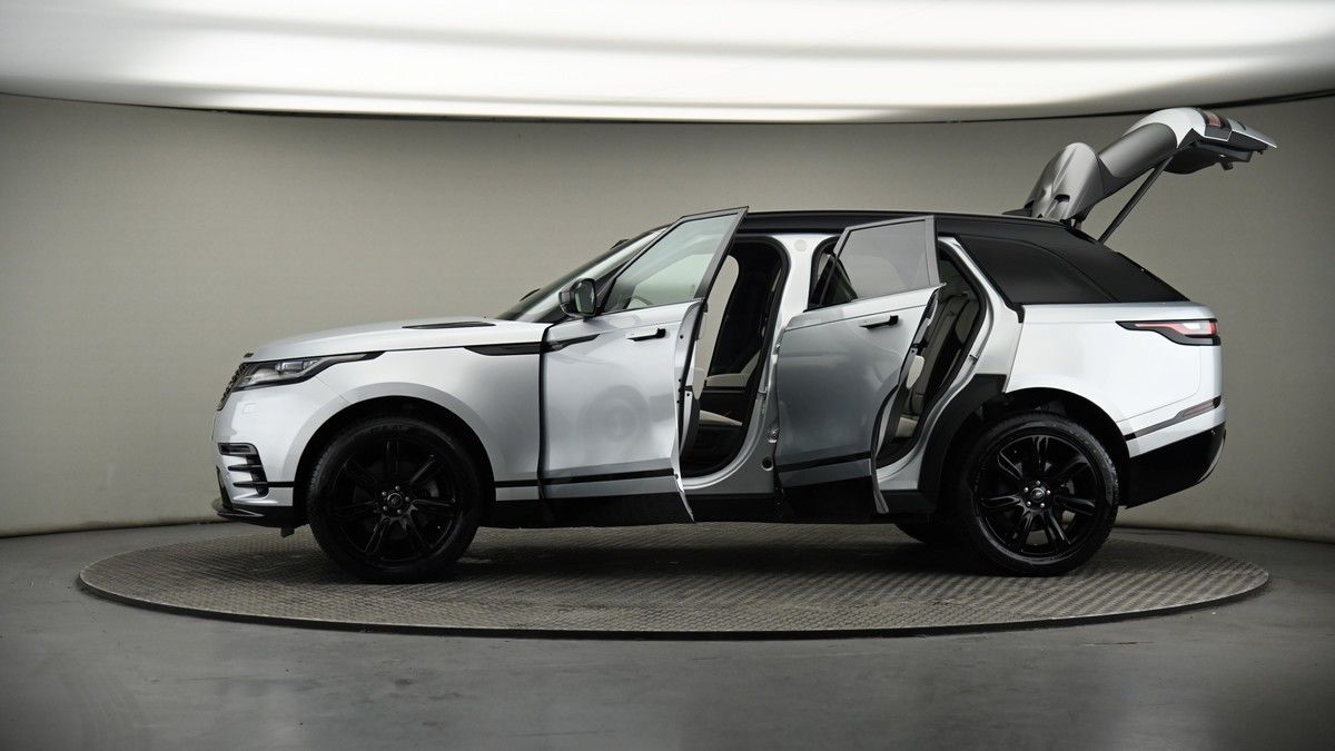 More views of Land Rover Range Rover Velar