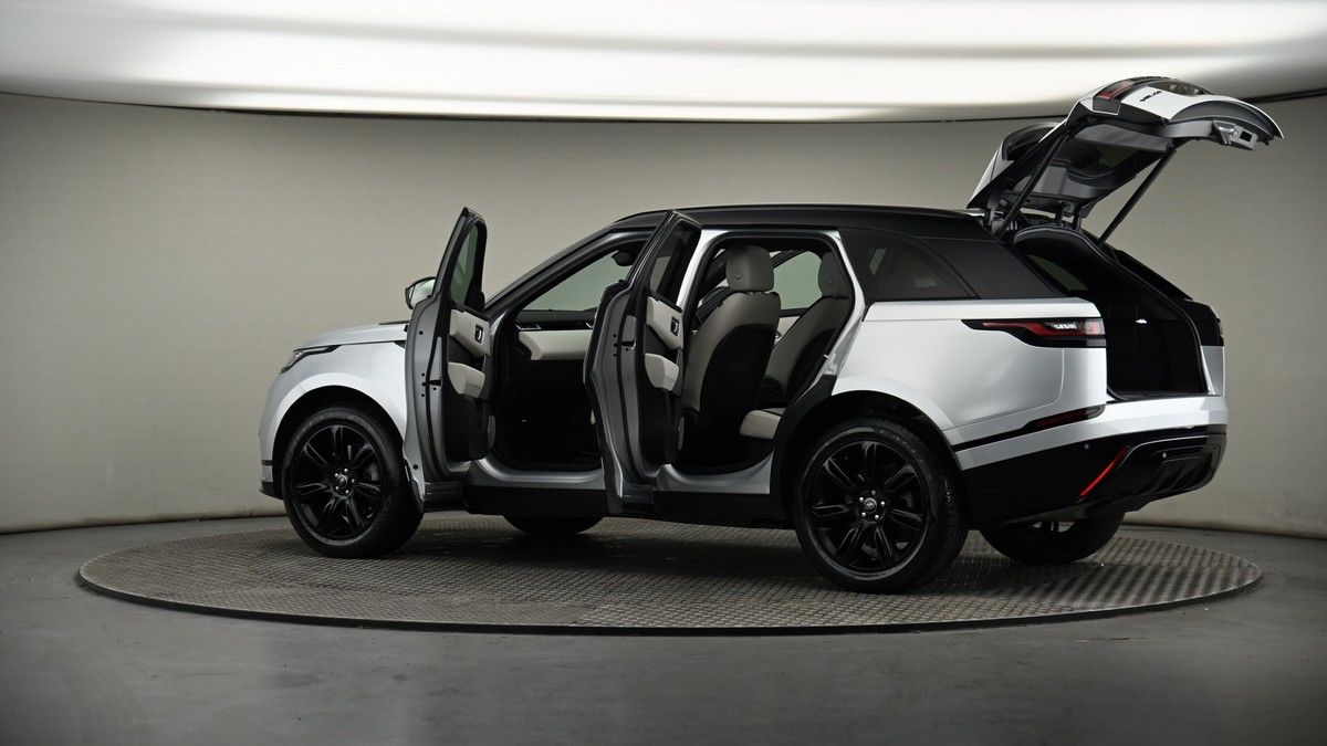 More views of Land Rover Range Rover Velar