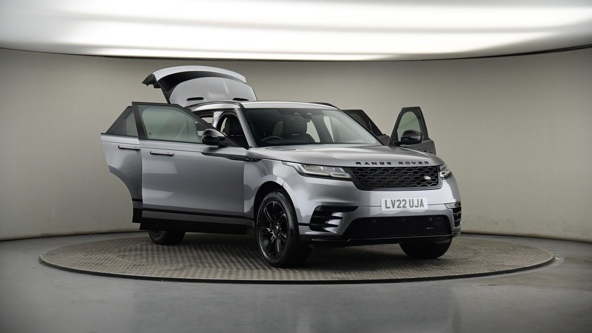 More views of Land Rover Range Rover Velar