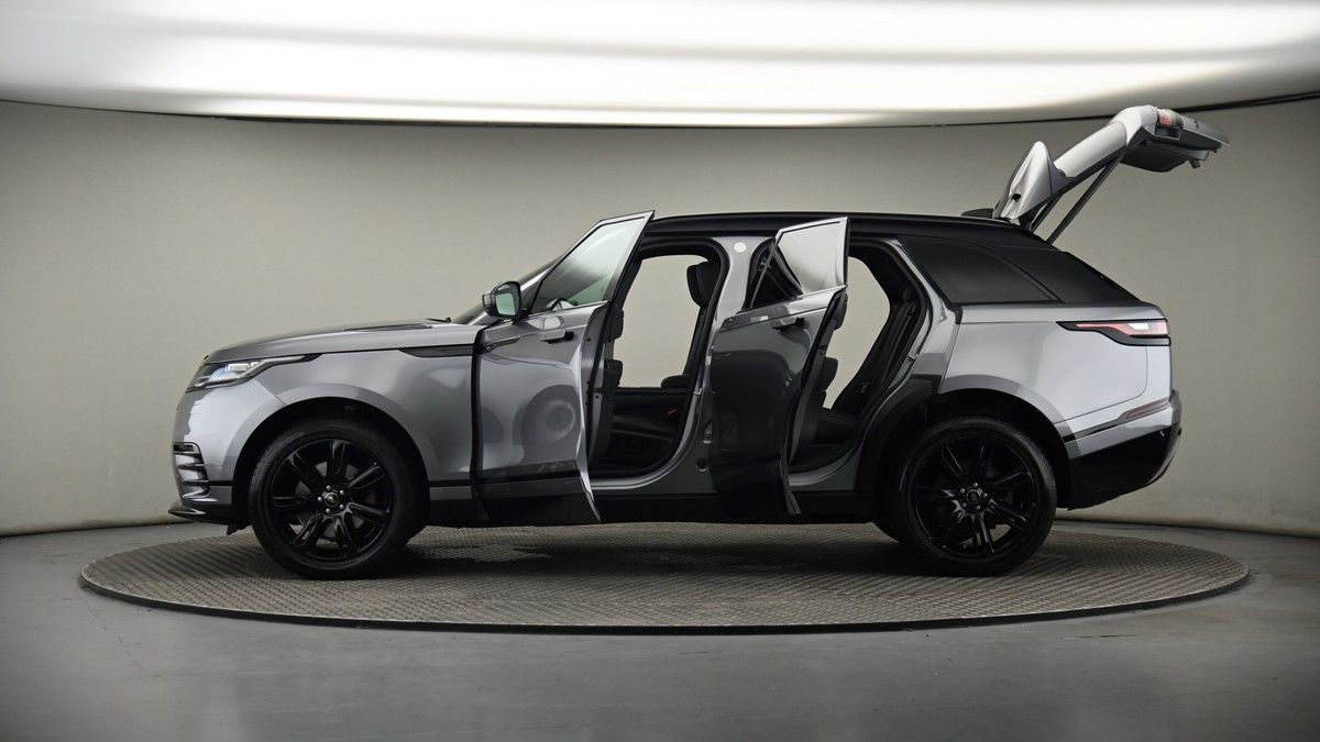 More views of Land Rover Range Rover Velar