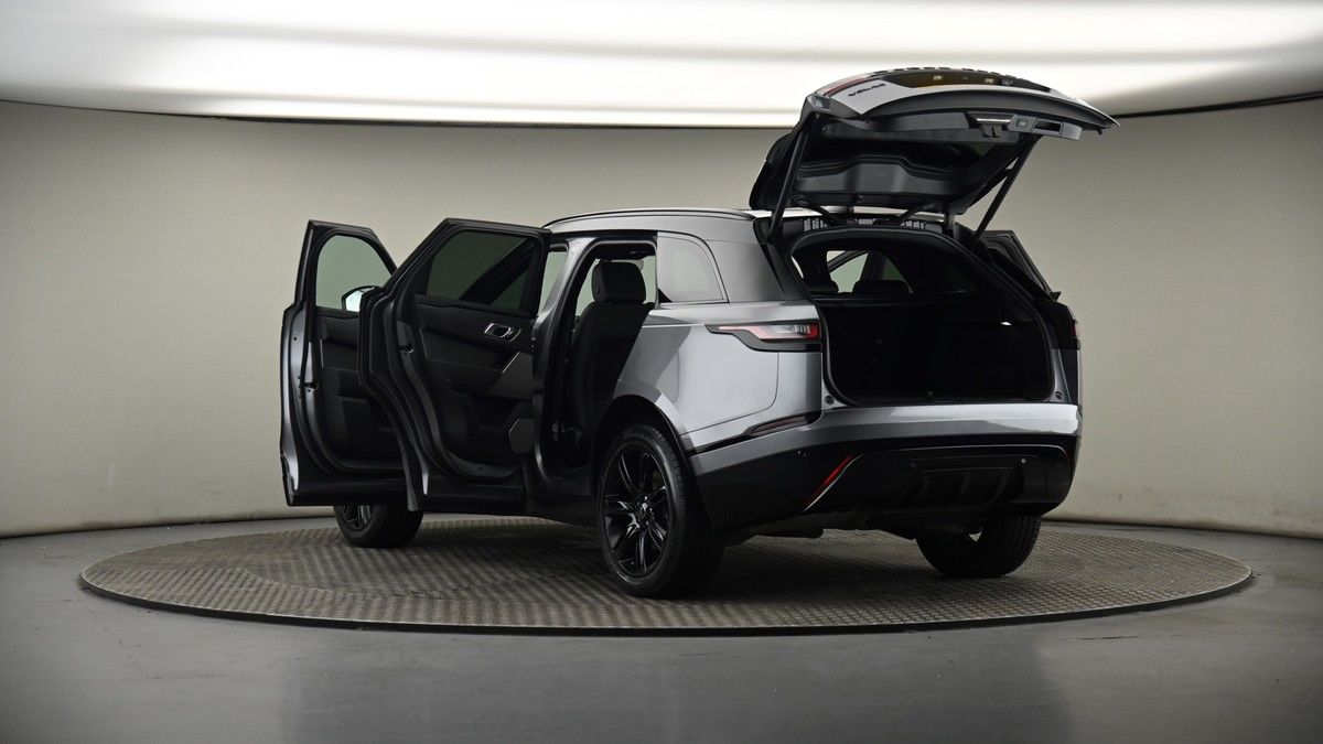 Land Rover Range Rover Velar Image 8