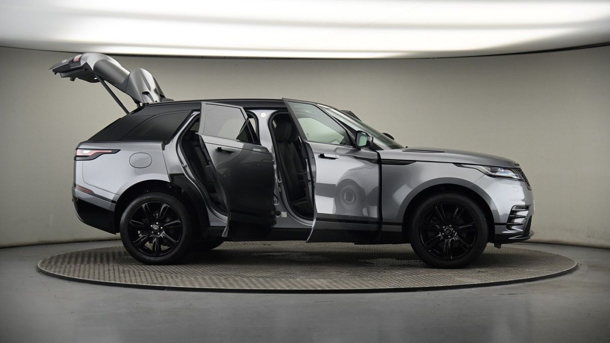 More views of Land Rover Range Rover Velar