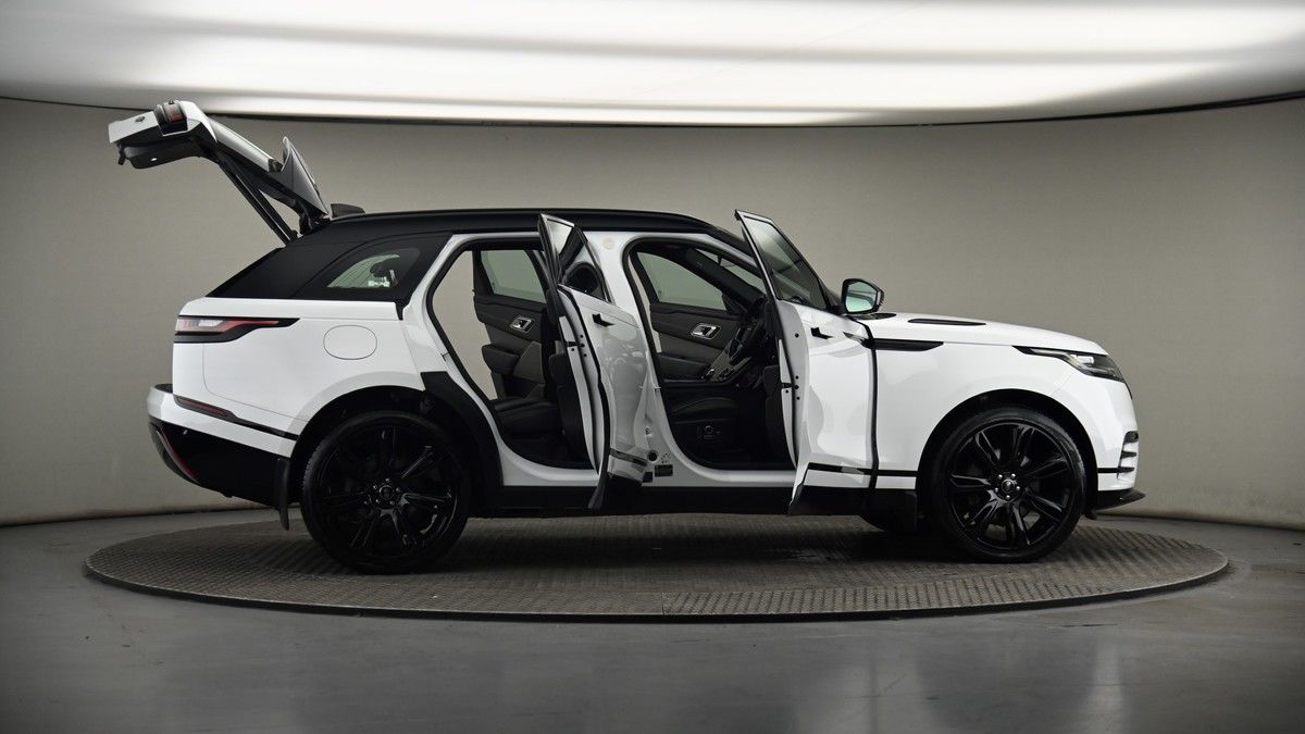 More views of Land Rover Range Rover Velar