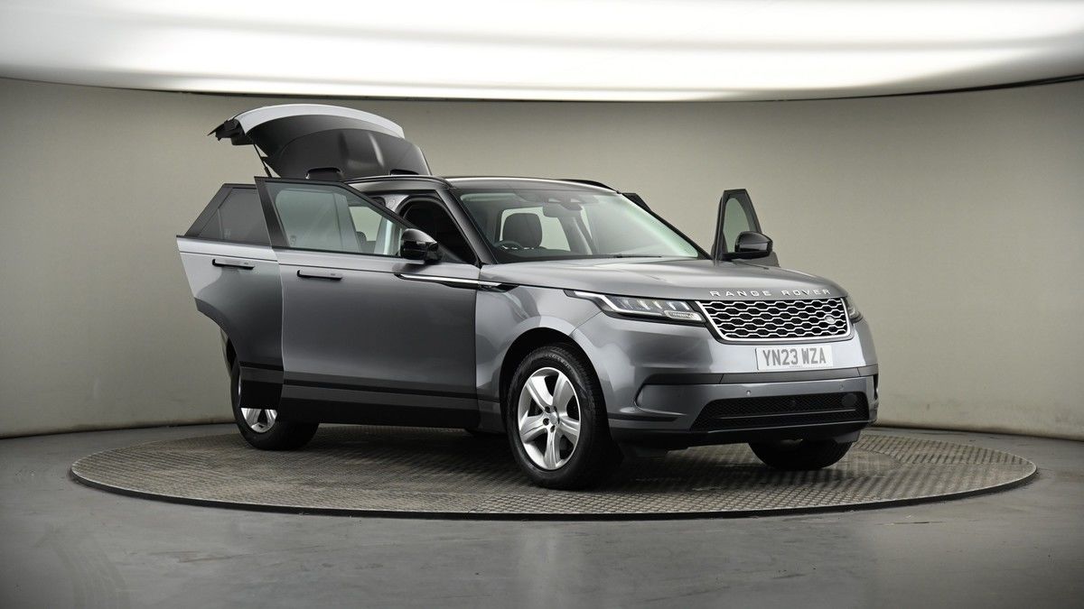 More views of Land Rover Range Rover Velar