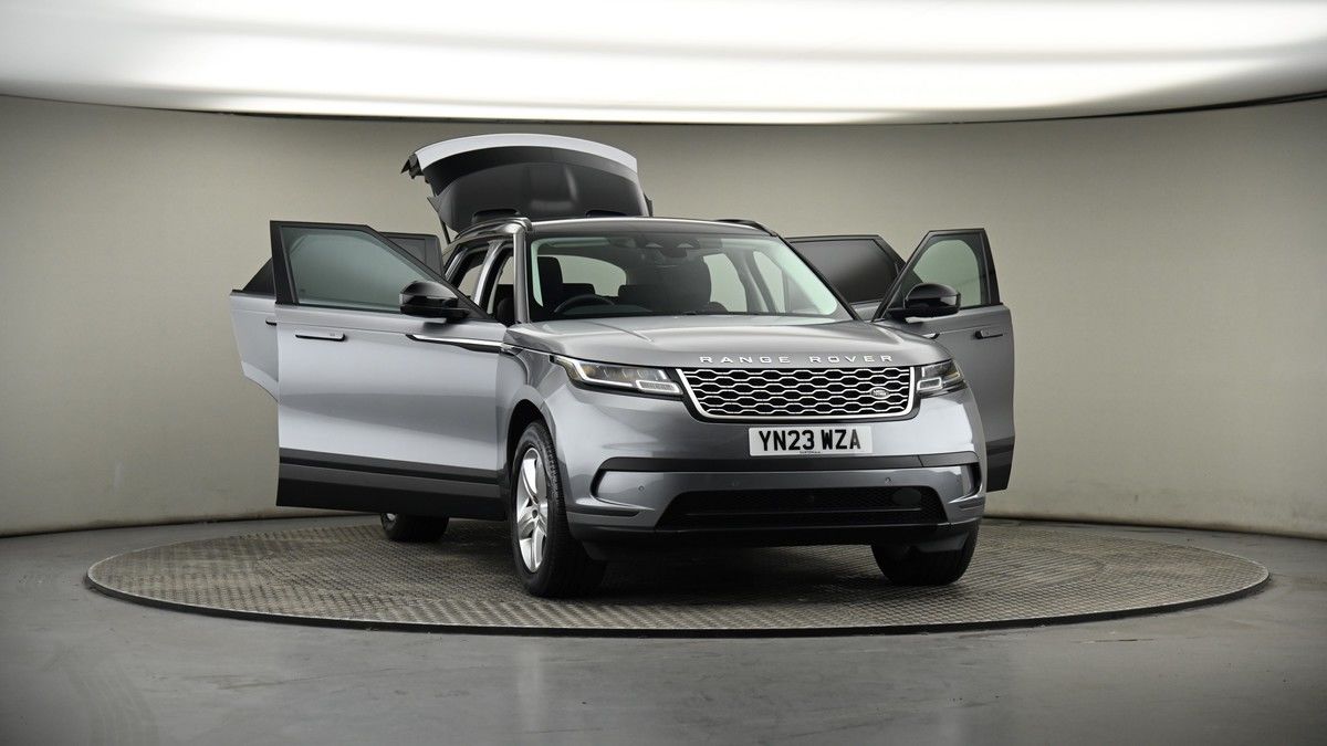 More views of Land Rover Range Rover Velar