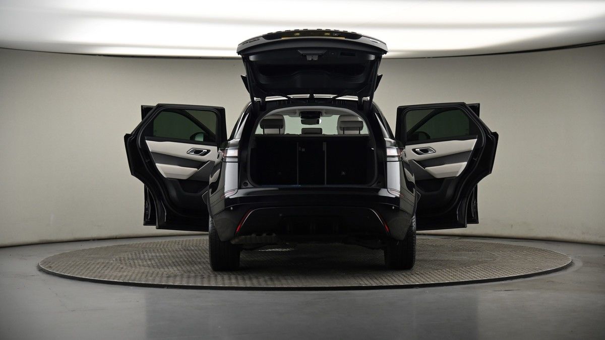 More views of Land Rover Range Rover Velar