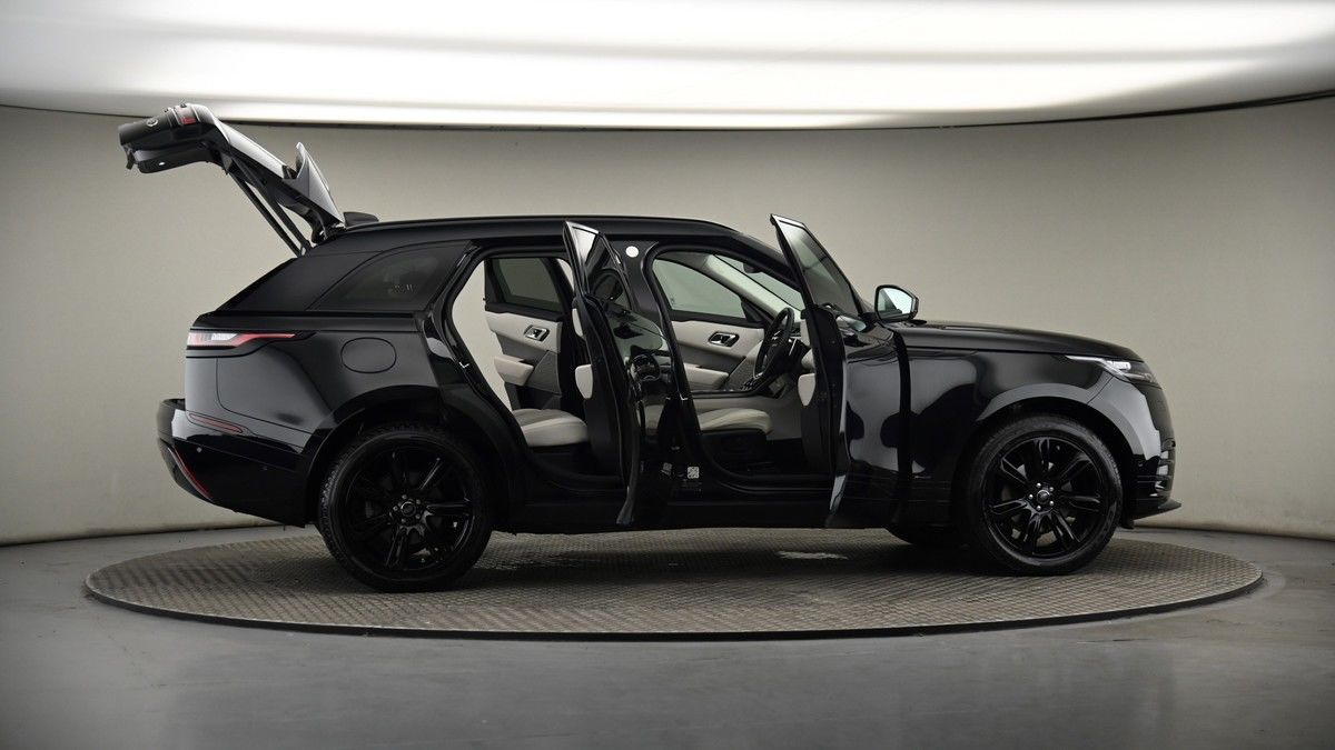 More views of Land Rover Range Rover Velar