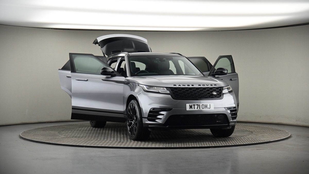 More views of Land Rover Range Rover Velar