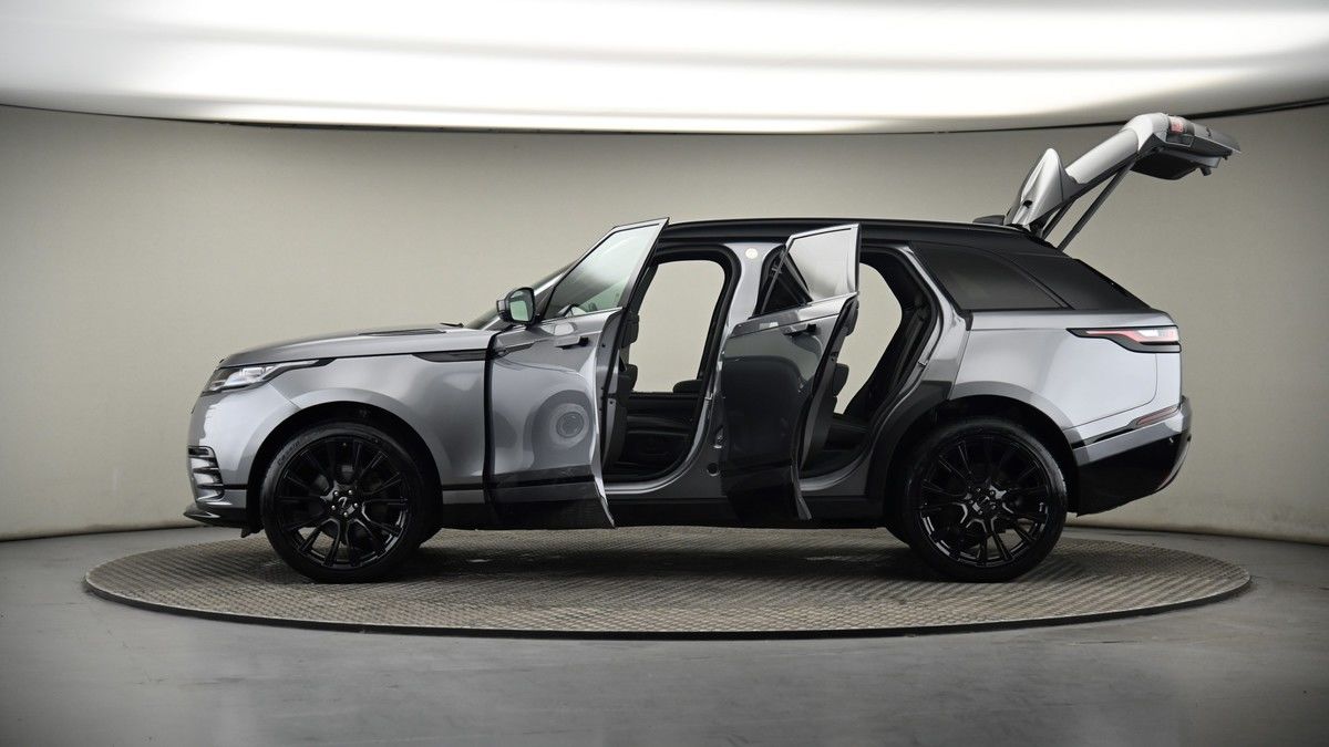 More views of Land Rover Range Rover Velar