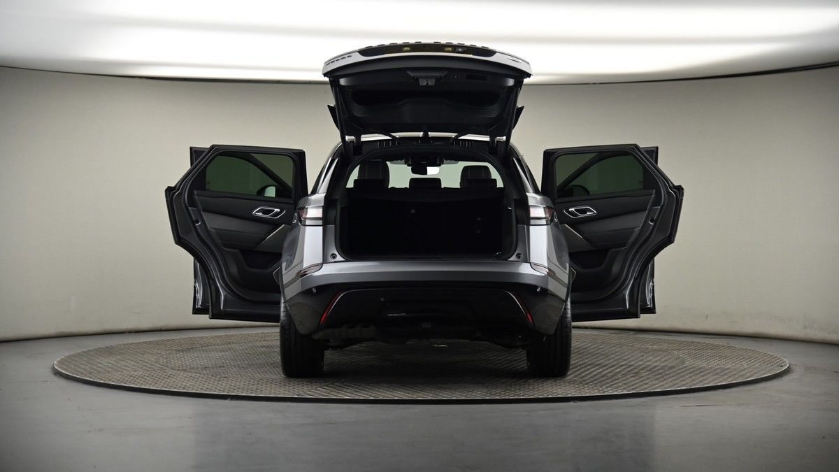More views of Land Rover Range Rover Velar