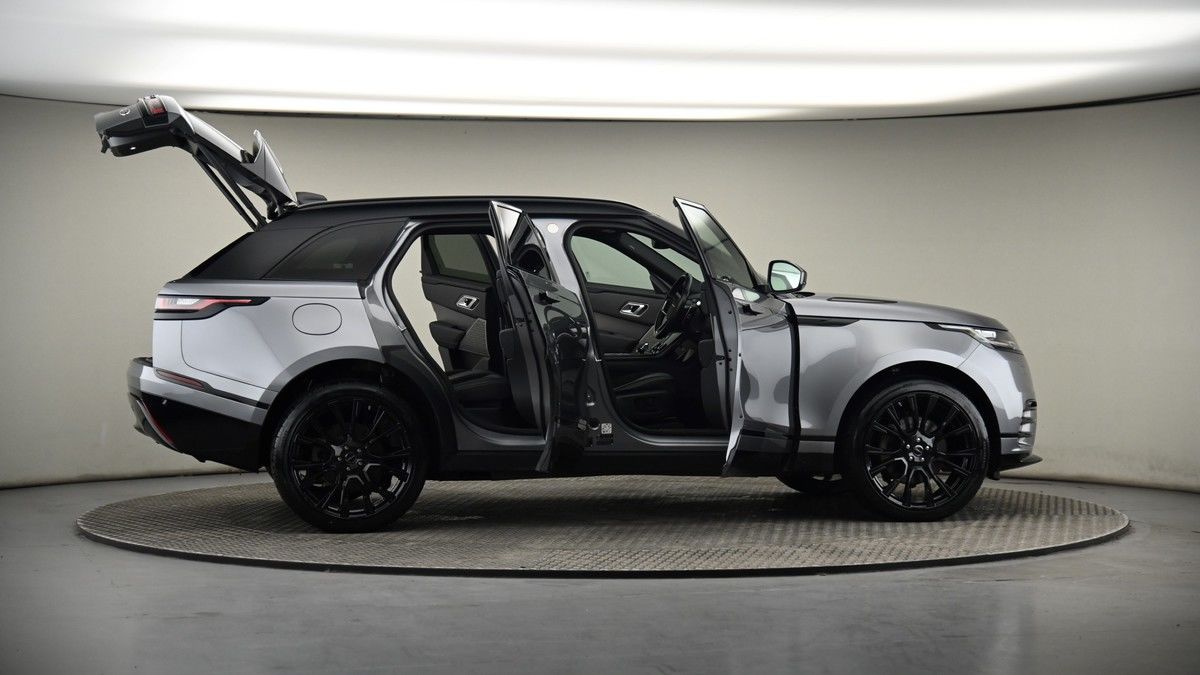 More views of Land Rover Range Rover Velar