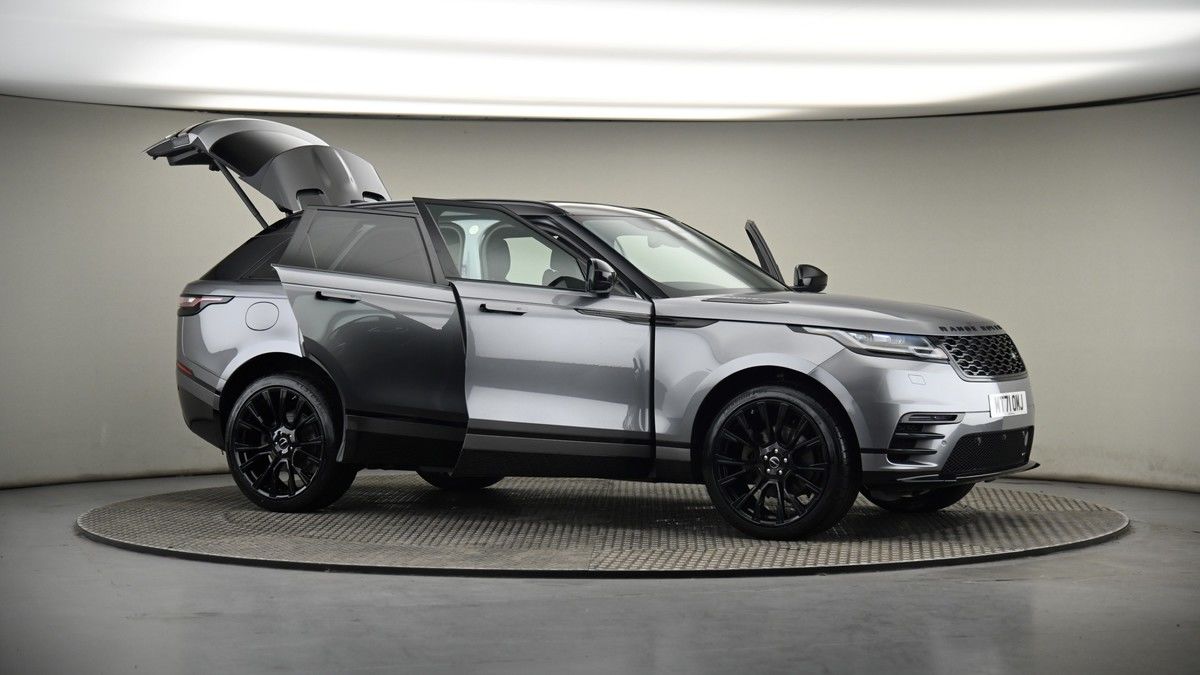 More views of Land Rover Range Rover Velar