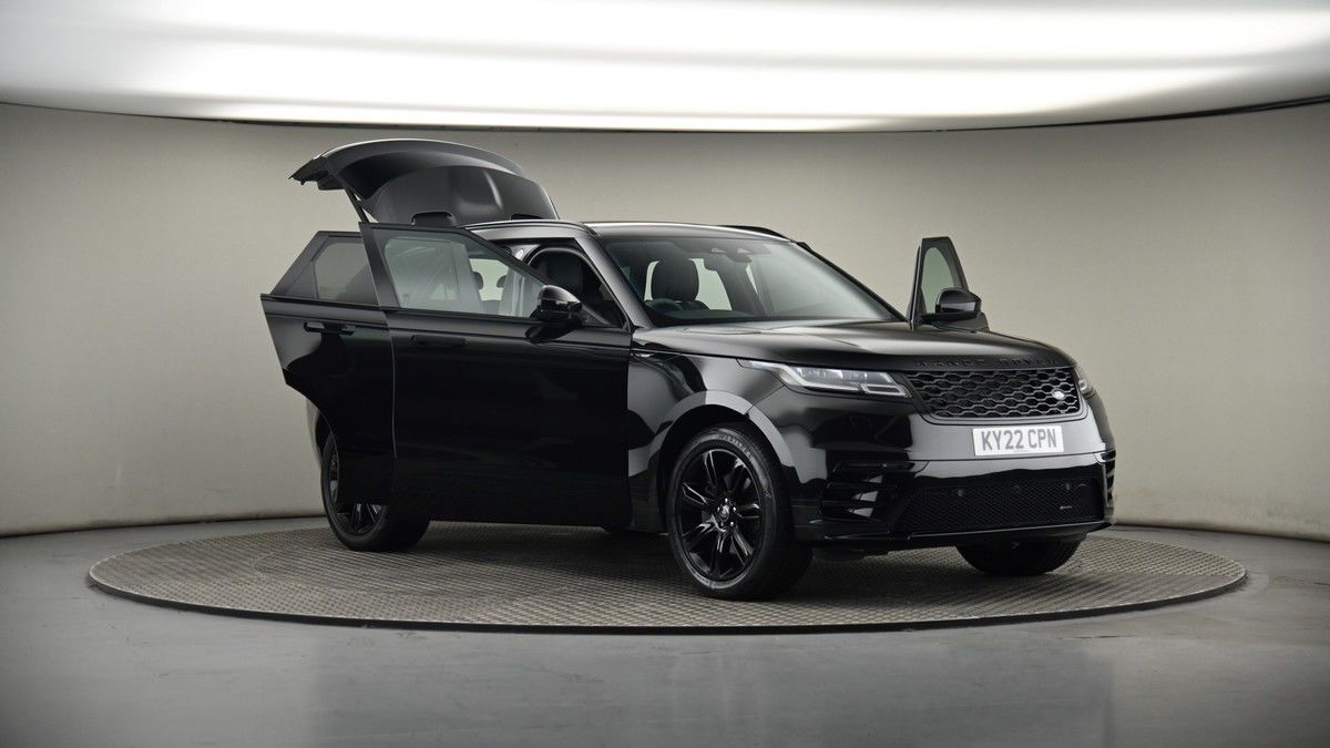 More views of Land Rover Range Rover Velar