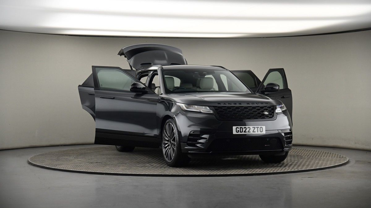 More views of Land Rover Range Rover Velar