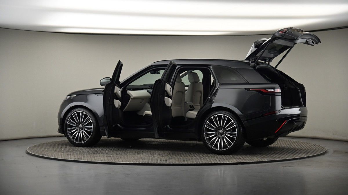 More views of Land Rover Range Rover Velar