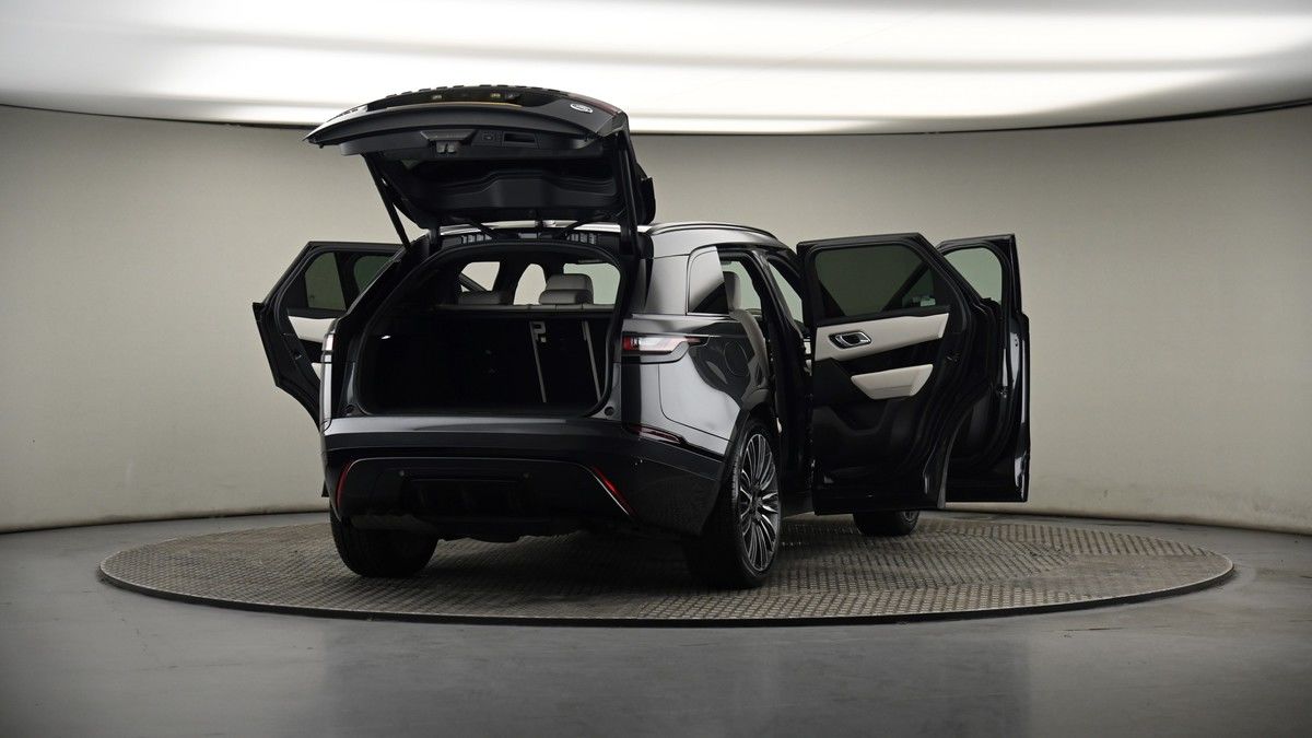 More views of Land Rover Range Rover Velar