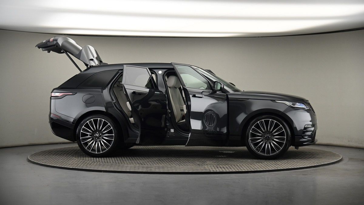 More views of Land Rover Range Rover Velar