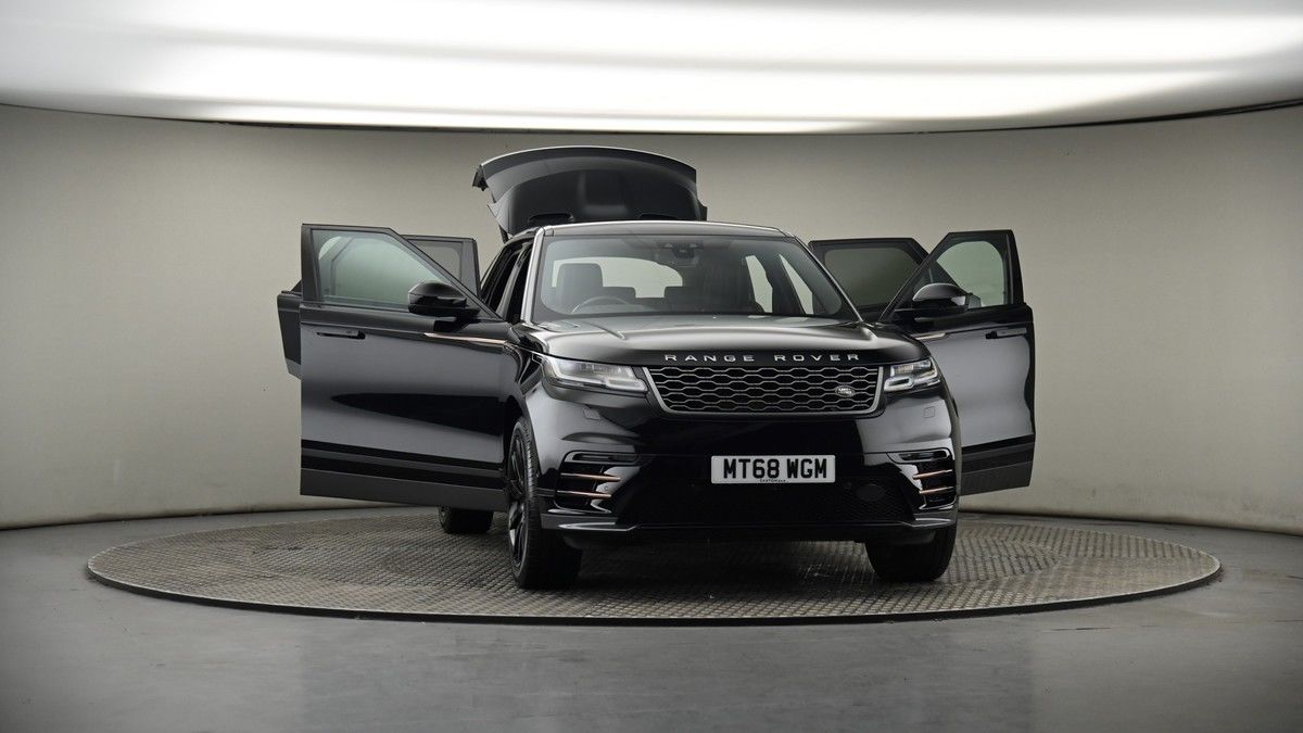 More views of Land Rover Range Rover Velar