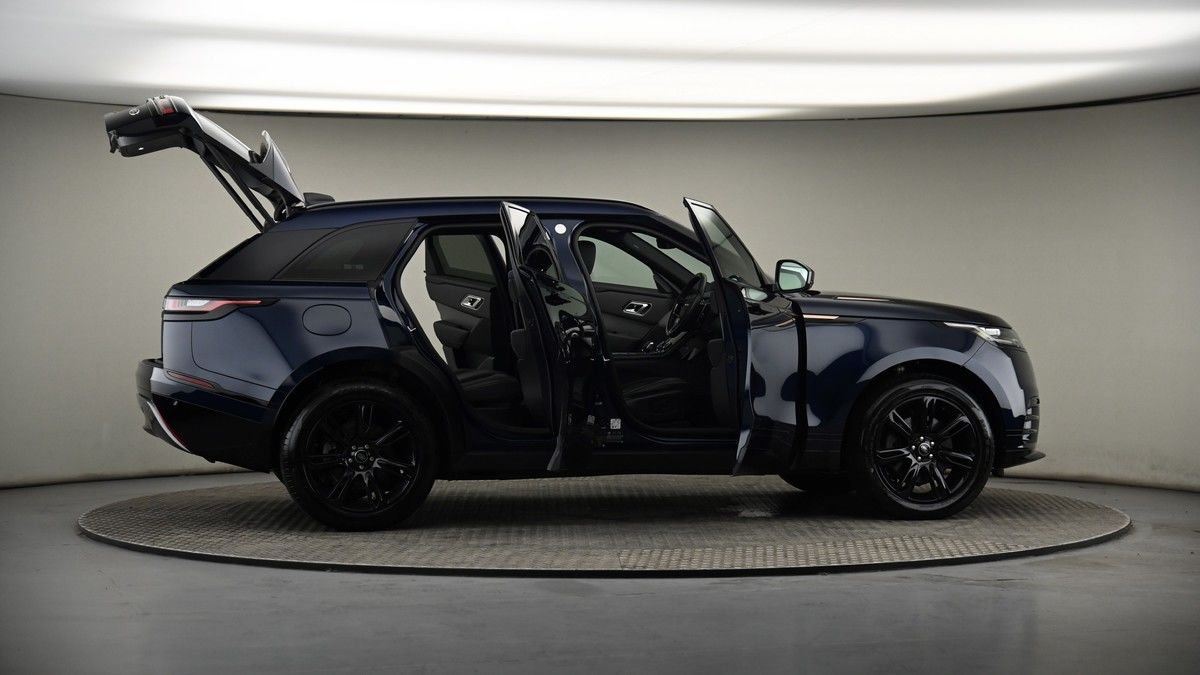 More views of Land Rover Range Rover Velar