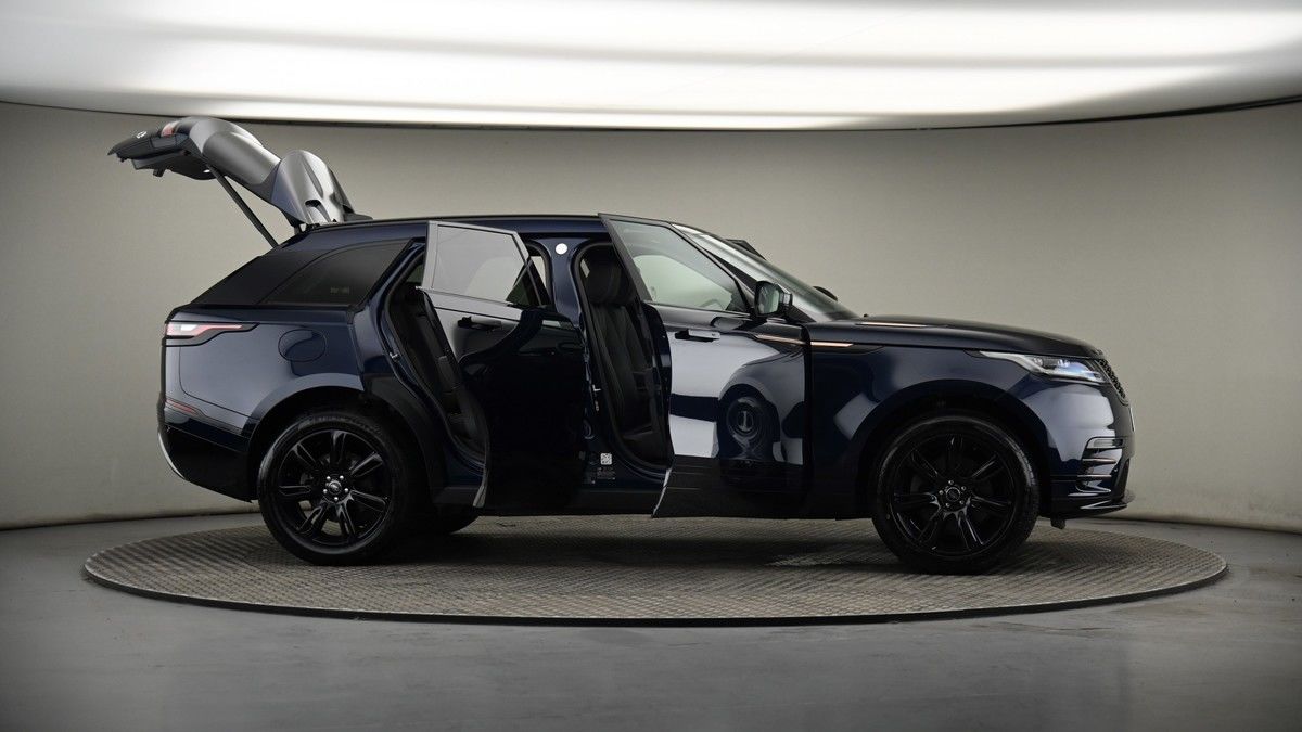 More views of Land Rover Range Rover Velar