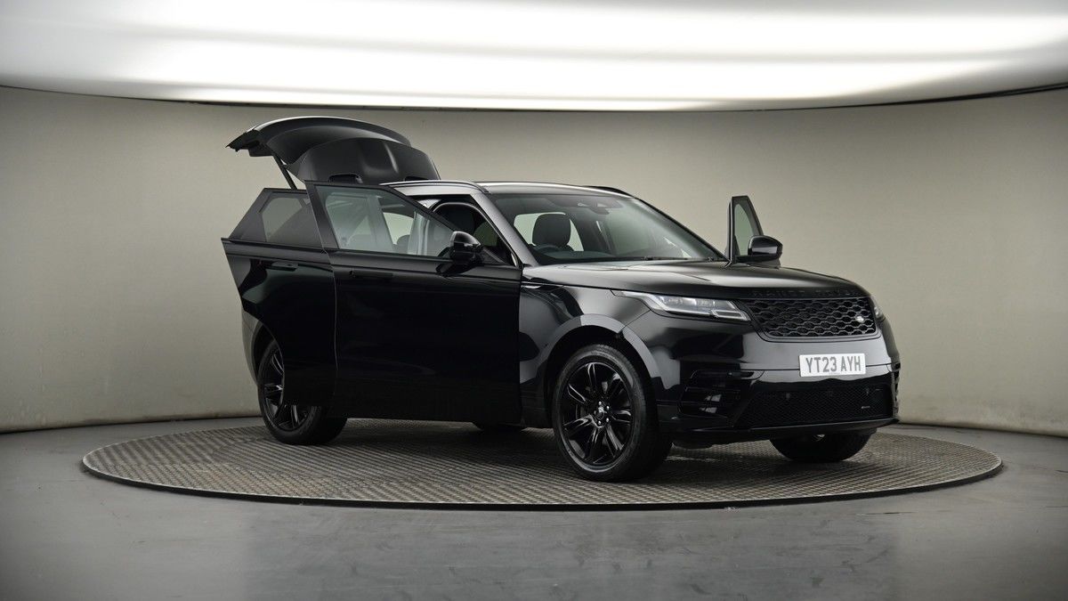More views of Land Rover Range Rover Velar