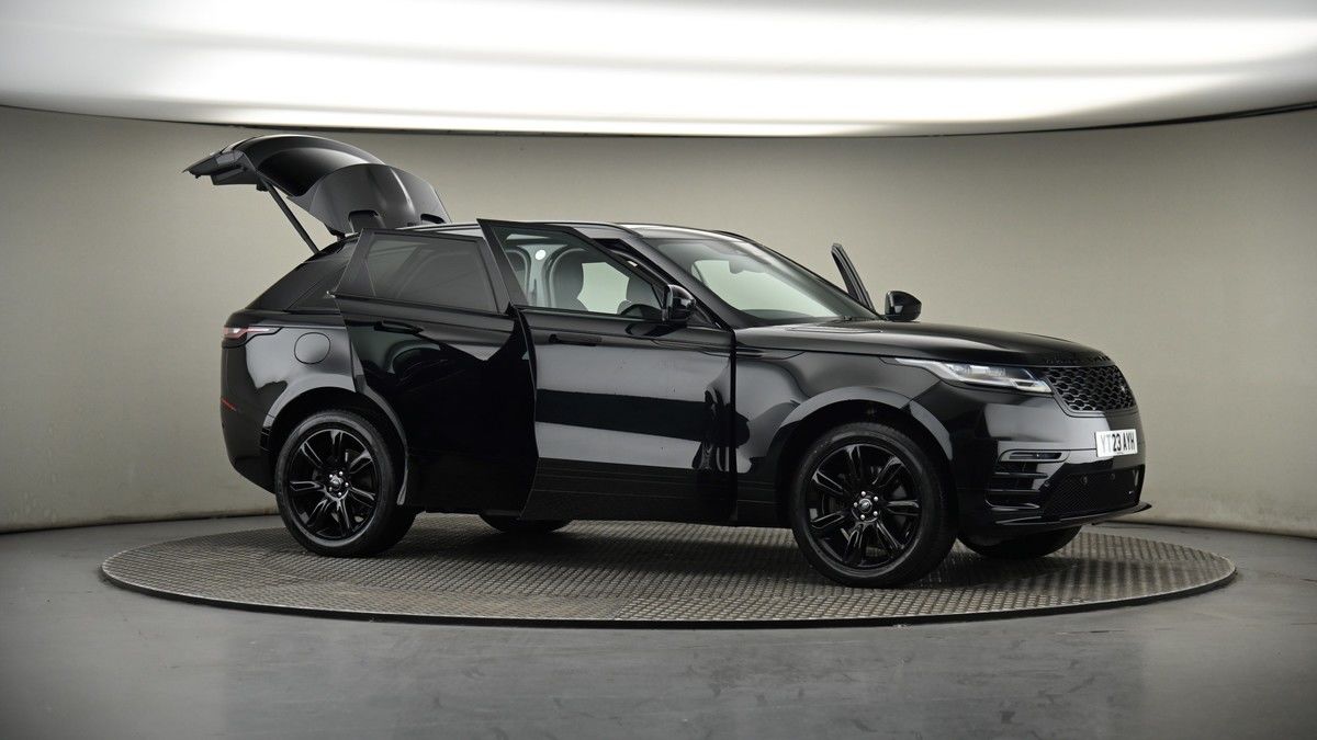 More views of Land Rover Range Rover Velar