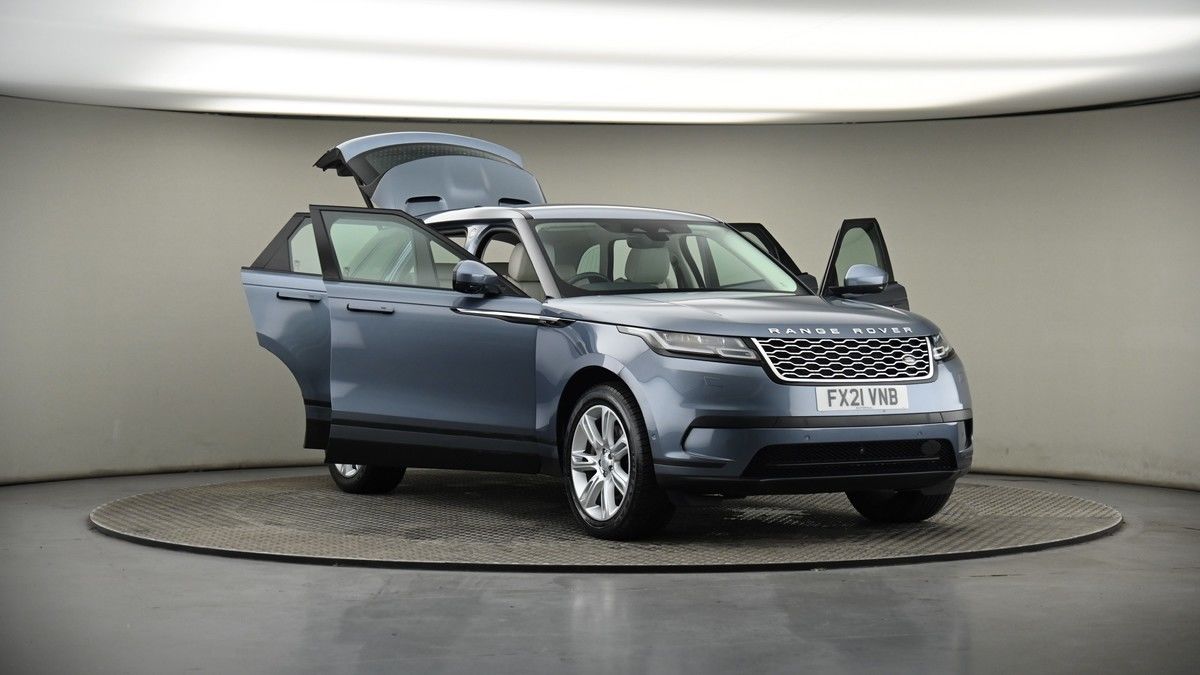 More views of Land Rover Range Rover Velar