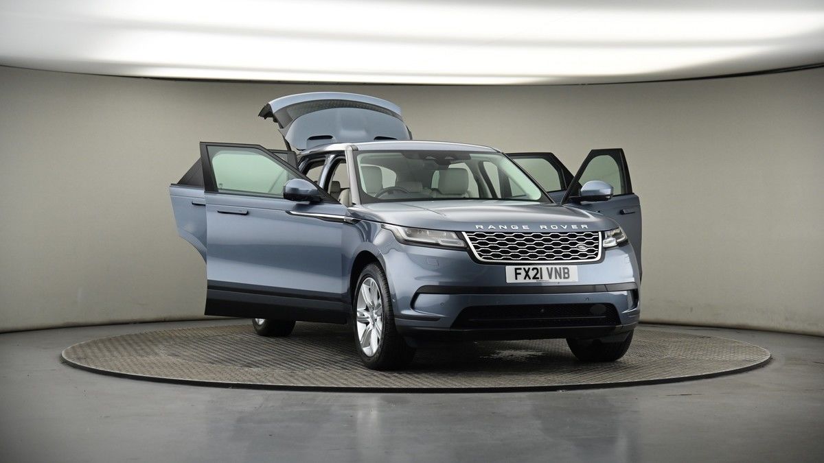 More views of Land Rover Range Rover Velar