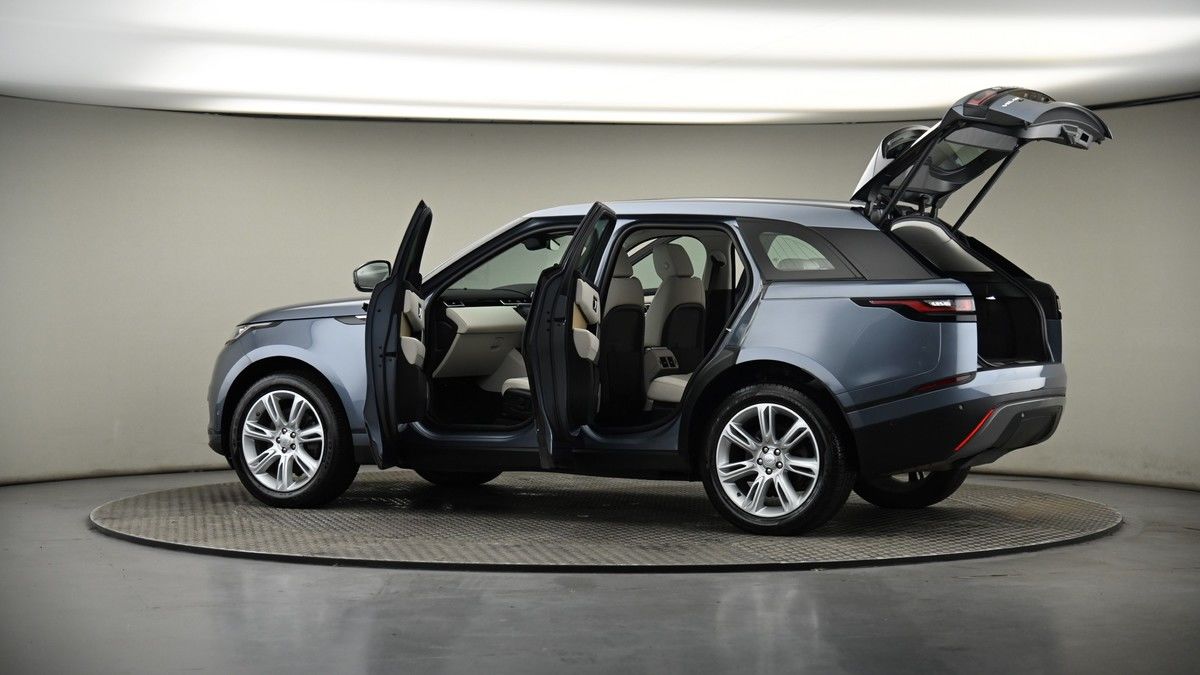 More views of Land Rover Range Rover Velar