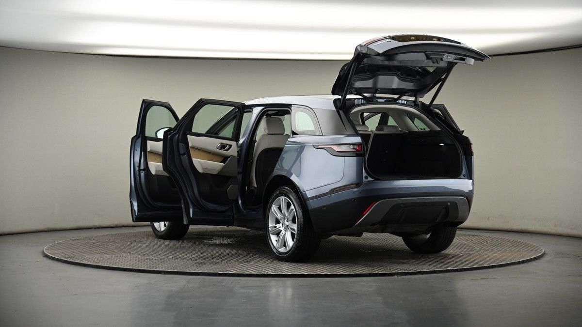 Land Rover Range Rover Velar Image 7