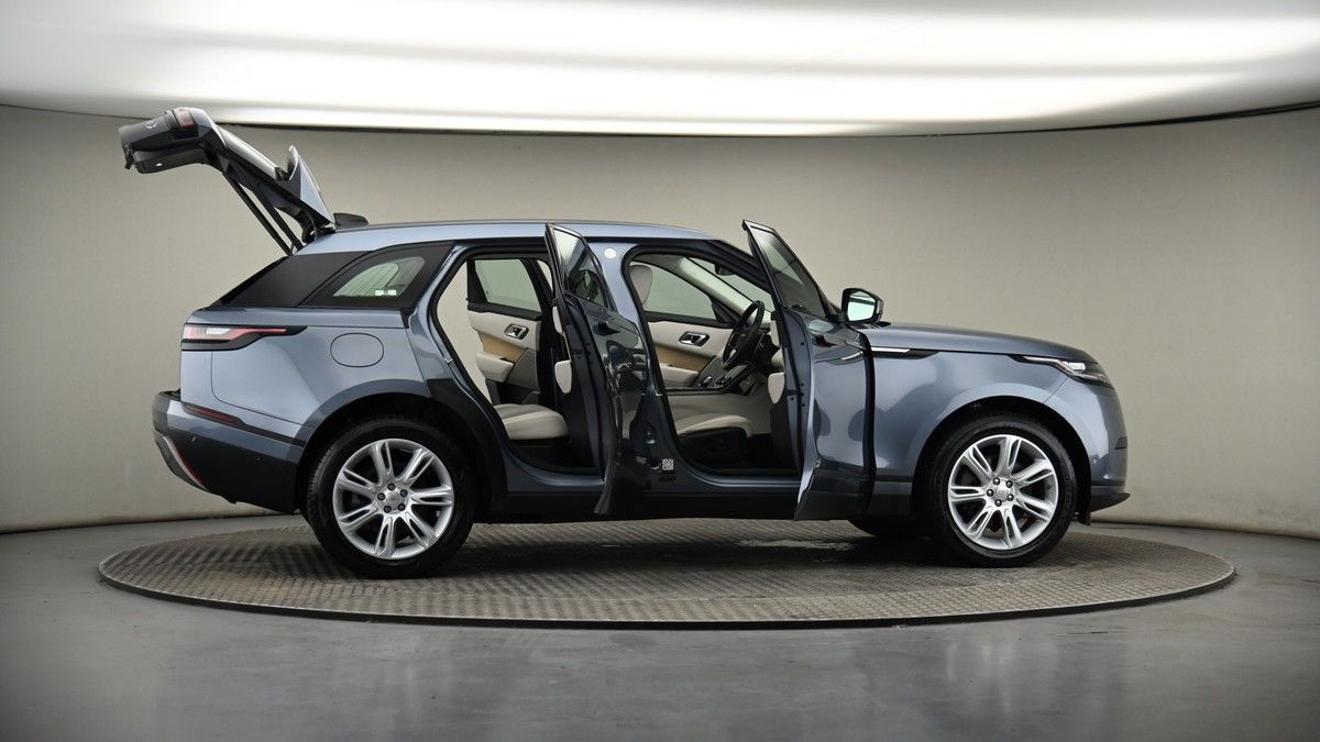 More views of Land Rover Range Rover Velar